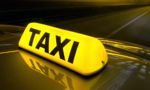 Μείωση ΦΠΑ: Από το 24% στο 13% και στα ταξί