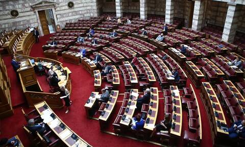 Βουλή: Υπερψηφίστηκε το αγροτικό νομοσχέδιο