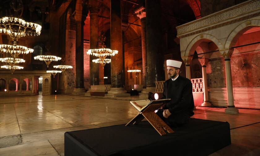Τουρκία: Μαζεύουν υπογραφές για να γίνει τζαμί η Αγιά Σοφιά
