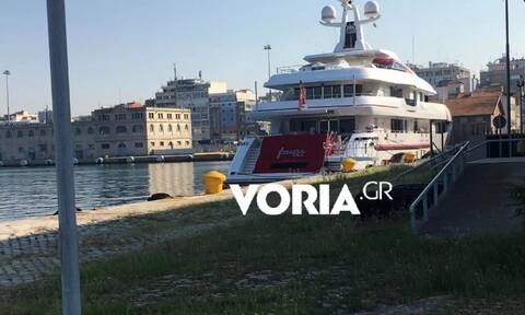 Στο λιμάνι της Θεσσαλονίκης εντυπωσιακή θαλαμηγός - Ποιος είναι ο ιδιοκτήτης της