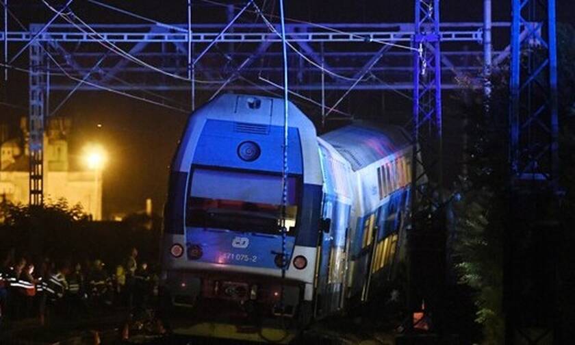Τσεχία: Δεκάδες τραυματίες από σύγκρουση τρένων κοντά στην Πράγα