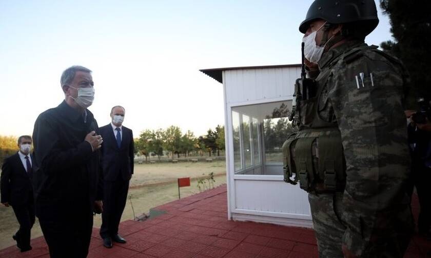 Τουρκικά ΜΜΕ: Στα ελληνοτουρκικά σύνορα ο Ακάρ - Επιθεώρησε τα στρατεύματα