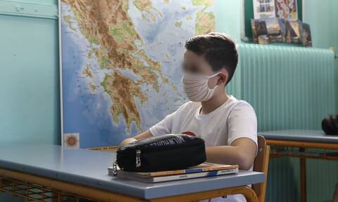 Κορονοϊός - Σχολεία: Ξεκάθαρο το υπ. Παιδείας για το άνοιγμά τους - Ανοιχτό το ενδεχόμενο της μάσκας