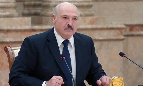 Лукашенко опроверг слухи о том, что находится за границей 