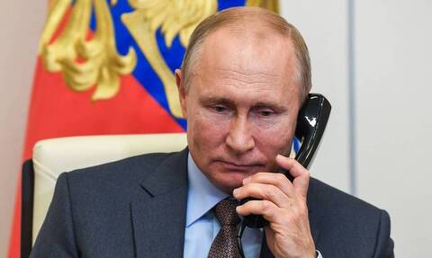 Меркель и Путин обсудили по телефону ситуацию в Белоруссии 