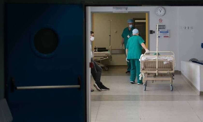 Κορονοϊός: Στους 235 οι νεκροί - Πέθανε 51χρονος στο ΑΧΕΠΑ