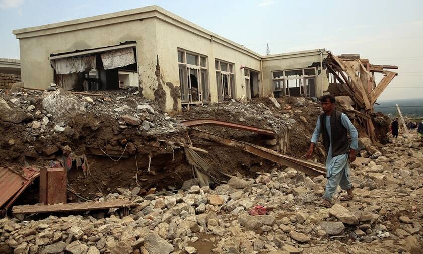 Αφγανιστάν: Τουλάχιστον 100 νεκροί από τις πλημμύρες – Καταστράφηκε η πόλη Σαρικάρ