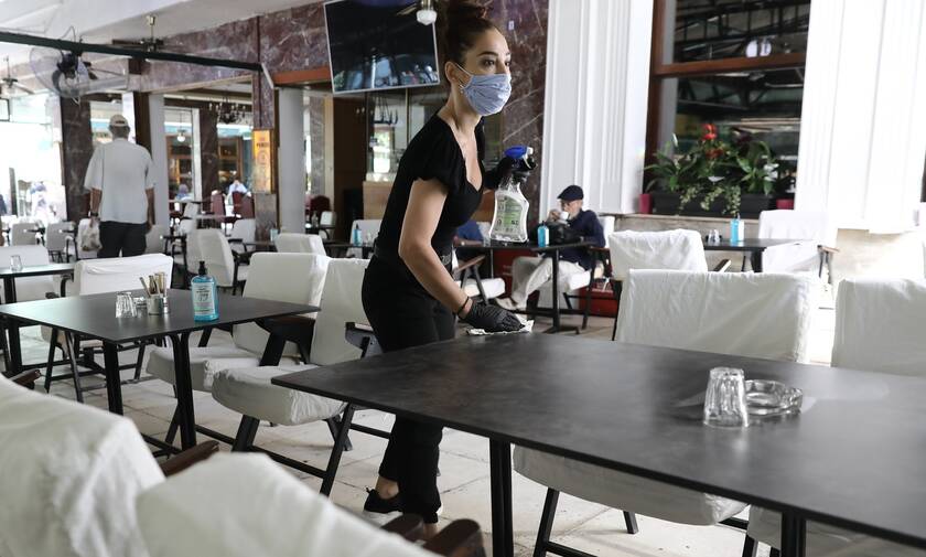 Κορονοϊός: Προ των πυλών νέα σκληρά μέτρα - Οι αποφάσεις για μπαρ και εστιατόρια