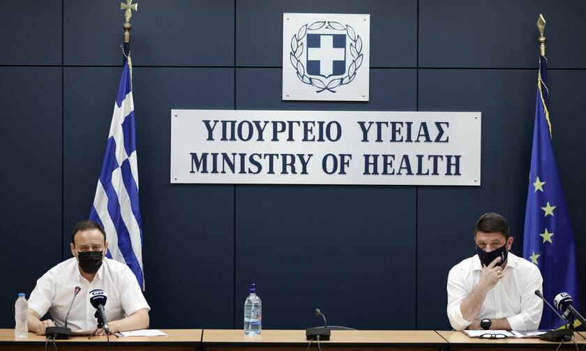 Κορονοϊός: Δείτε LIVE την ενημέρωση του υπουργείου Υγείας από Μαγιορκίνη και Χαρδαλιά 
