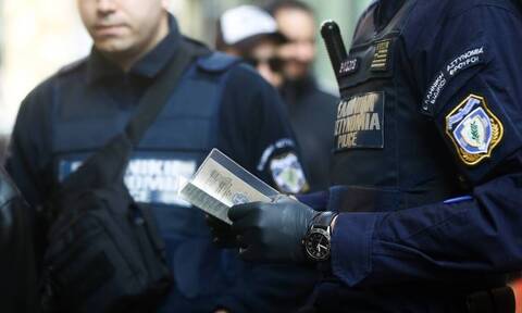 Σοβαρή καταγγελία πολίτη: Ειδικός φρουρός τον σταμάτησε, τον εκβίασε και του ζήτησε 40.000 ευρώ