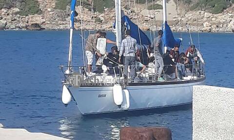 Σκάφος με μετανάστες στη Γαύδο - Συναγερμός στο Λιμενικό (vid)