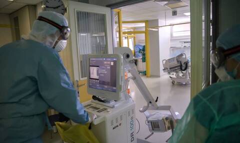 Κοροναϊός: 18 γυναίκες θετικές στον ιό γέννησαν στο νοσοκομείο «Αττικόν»