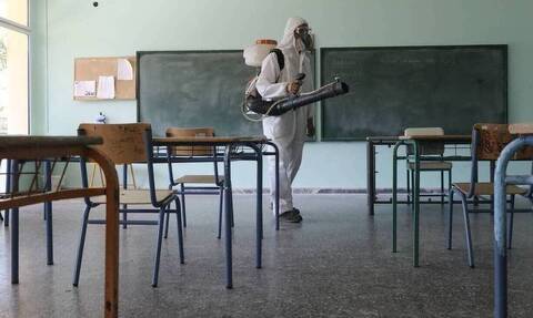 Κορονοϊός - Κλειστά σχολεία: Αυτή είναι η λίστα από το Υπουργείο Παιδείας για την Δευτέρα 05/10