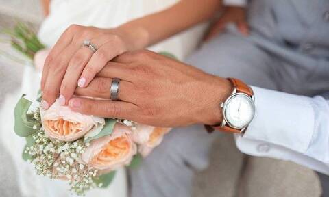 Κορονοϊός: Γάμος στην Κόρινθο έγινε εστία μετάδοσης – Πέντε κρούσματα