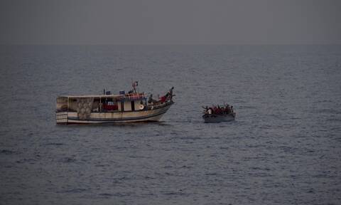 Αδιανόητο: Διακινητές πέταξαν στη θάλασσα μετανάστες: Οκτώ πνίγηκαν - 12 αγνοούνται