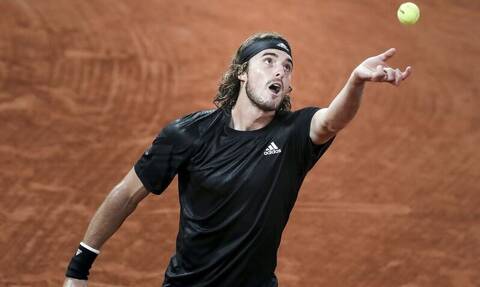 Stefanos Tsitsipas Antrei Roymplef Enas Agwnas Makria Apo Toys 4 Toy Rolan Gkaros Newsbomb Eidhseis News