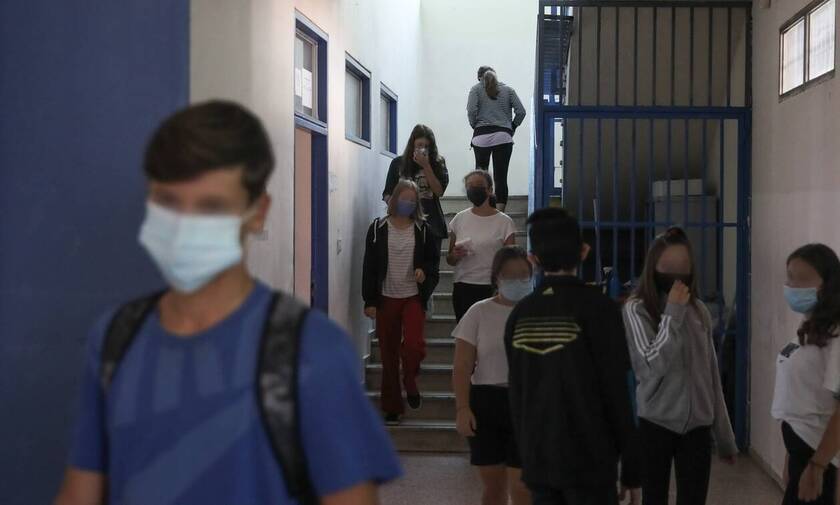Κορονοϊός: Έφτασαν στην ΚΕΔΕ οι νέες προδιαγραφές για τις μάσκες