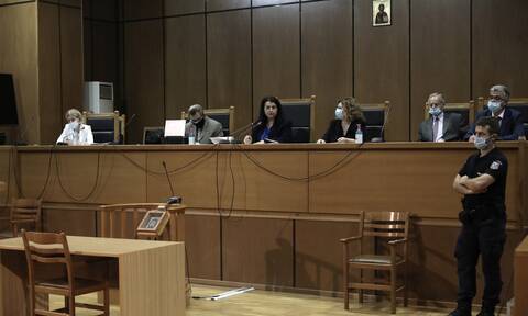 Δίκη Χρυσής Αυγής: Ώρα μηδέν για ανακοίνωση ελαφρυντικών και ποινών