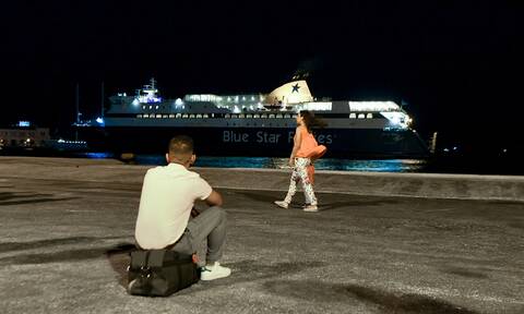 Κορονοϊός: Συναγερμός στο Blue Star Delos - Επέστρεψε στον Πειραιά με 24 ύποπτα κρούσματα