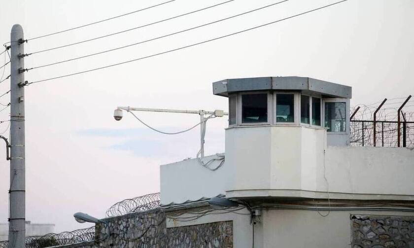 «Ντου» στις φυλακές Ναυπλίου, Δομοκού και Κορυδαλλού - Δείτε τι βρήκαν