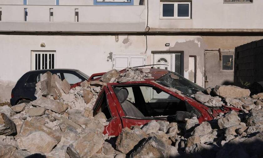 Ούτε ιερό ούτε όσιο από τους Τούρκους: Προκαλούν την Ελλάδα πάνω στους νεκρούς του σεισμού