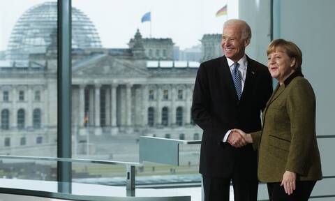 Συγχαρητήρια Μέρκελ για την εκλογή Μπάιντεν - Χάρις: «Προσβλέπω στη μελλοντική συνεργασία»