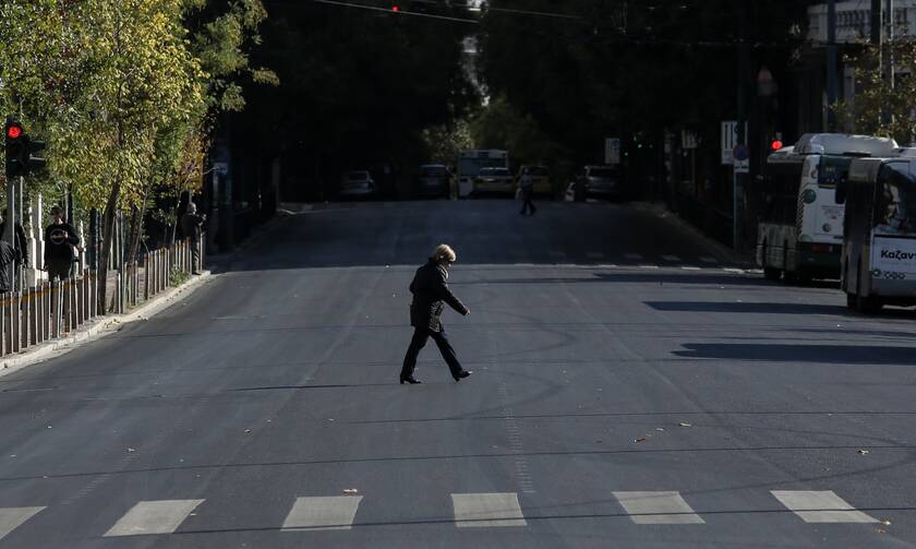 Ποιο lockdown; Όλη η Ελλάδα στο δρόμο - Έρχονται νέα μέτρα μετά τα 8,6 εκατ. SMS στο 13033
