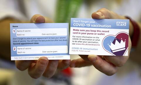 Κορονοϊός Βρετανία: «Ταυτότητα Covid» - Αυτή είναι η κάρτα για όσους κάνουν το εμβόλιο