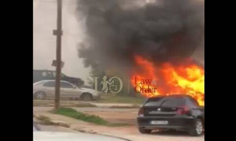Βριλήσσια: Στις φλόγες το αυτοκίνητο των δραστών της μαφιόζικης εκτέλεσης