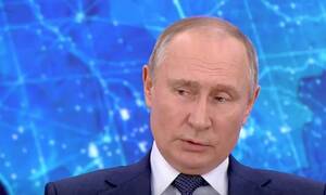 Путин заявил, что Россия "белая и пушистая" по сравнению с Западом
