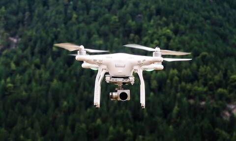 Γαλλία: Δικαστήριο απαγόρευσε την επιτήρηση διαδηλώσεων με drone