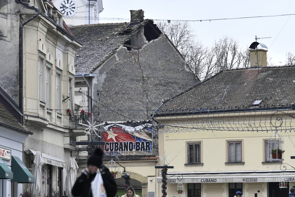 κροατία: τρόμος από τα 6,4 ρίχτερ – άνθρωποι ανασύρονται από ερρείπια – καταστροφές σε κτίρια 7