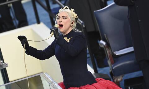 Ορκωμοσία Μπάιντεν: Η στιγμή που η Lady Gaga ψάλλει τον εθνικό ύμνο των Η.Π.Α