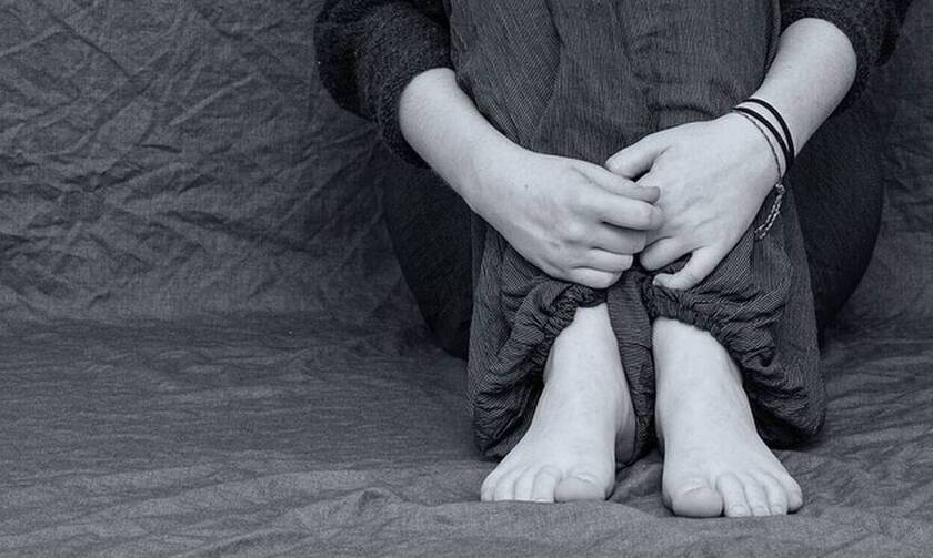 Σεξουαλική κακοποίηση 12χρονης: Συγκλονίζει η μητέρα - Διαστροφή η δικαιολογία «τα ήθελε η ανήλικη»