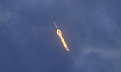 H SpaceX του Έλον Μασκ εκτόξευσε ταυτόχρονα 143 μικρούς δορυφόρους (vid)