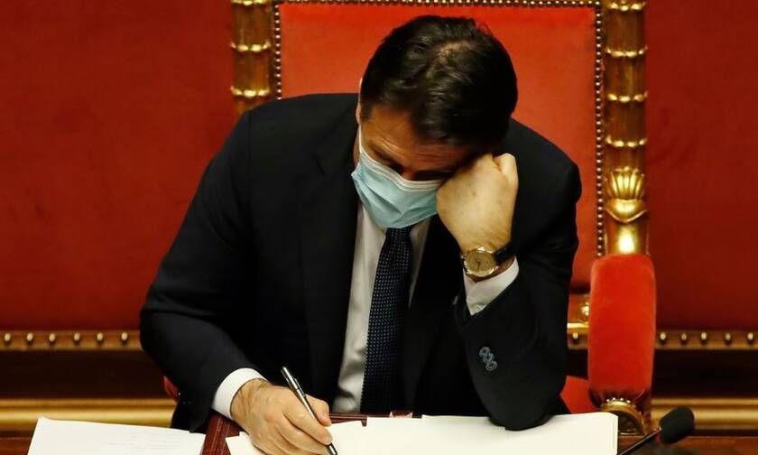 Ιταλικός Τύπος: Αύριο ανακοινώνεται η παραίτηση του πρωθυπουργού Τζουζέπε Κόντε