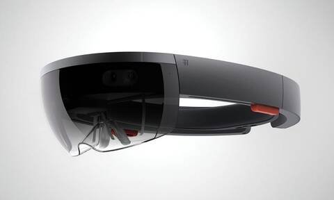Με τα ειδικά γυαλιά της Microsoft οι οδηγοί θα μπορούν να βλέπουν ακόμη και μέσα στην ομίχλη