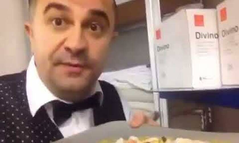 Σάλος στην Αλβανία με σερβιτόρο που έφτυσε στο πιάτο υπουργού (vid)