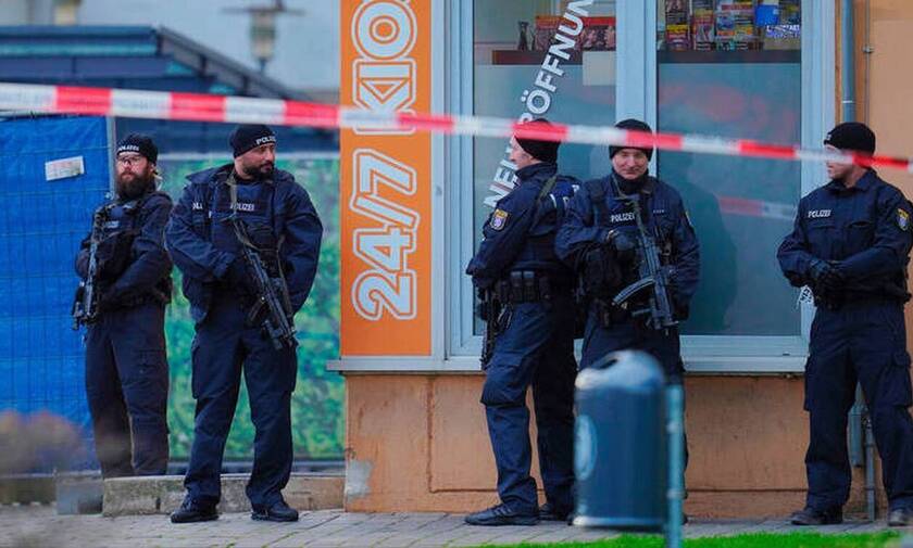 Συναγερμός στη Φρανκφούρτη - Άνδρας επιτέθηκε με μαχαίρι στους περαστικούς