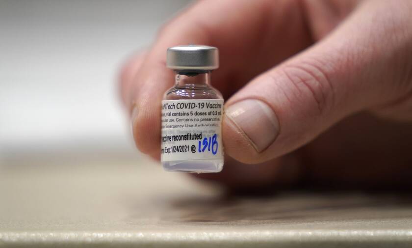 Εμβόλιο κορονοϊού: Συνεργασία Sanofi - Pfizer για την παραγωγή 100 εκατ. δόσεων για τις χώρες της ΕΕ