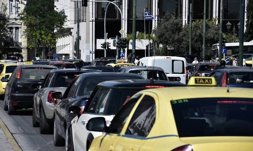 Κίνηση ΤΩΡΑ: «Κόλαση» στους δρόμους της Αθήνας - Δείτε που εντοπίζονται προβλήματα 