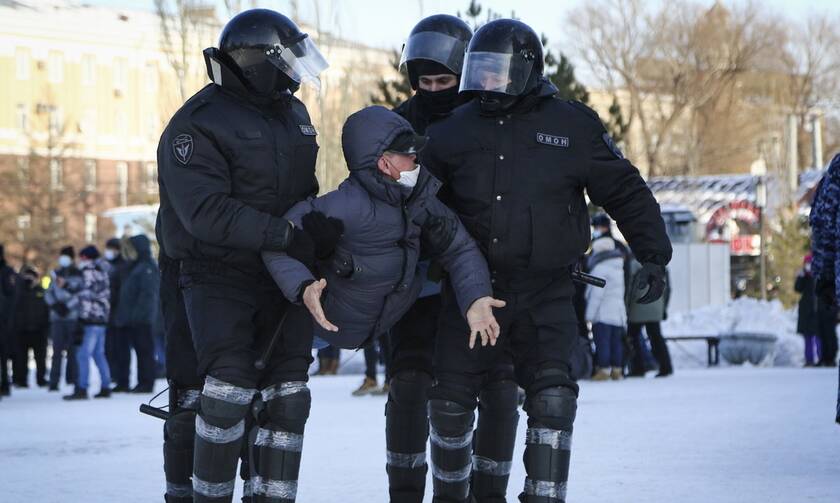 Ρωσία: Στους δρόμους οι Ρώσοι για την απελευθέρωση του Ναβάλνι - Πάνω από 5.000 οι συλλήψεις