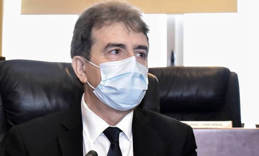 Στην Πάτρα ο Χρυσοχοΐδης: Σύσκεψη για τα μεταλλαγμένα κρούσματα σε νοσοκομείο