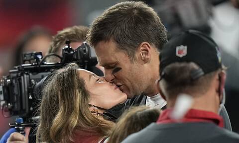 Super Bowl: Ο Brady των Buccaneers κατέκτησε το 7ο δαχτυλίδι - Πανηγύρισε με τη σύζυγό του Ζιζέλ