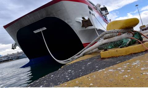 Κακοκαιρία «Μήδεια»: Δεμένα τα πλοία στα λιμάνια λόγω των θυελλωδών ανέμων