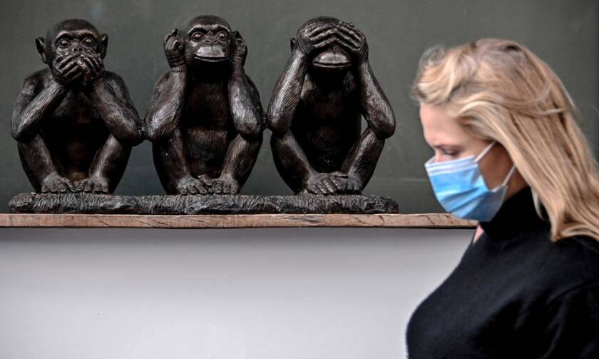 Κορονοϊός: Πώς η υγρασία από τις μάσκες μπορεί να επηρεάσει τη σοβαρότητα της λοίμωξης