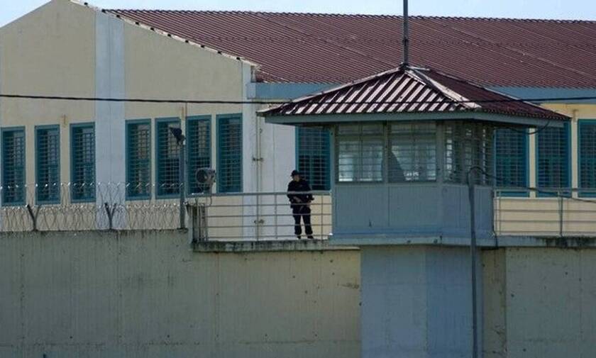 Τρίκαλα: Κρατούμενος είχε κρύψει ηρωίνη και κάνναβη - Δείτε που είχε βάλει τα ναρκωτικά
