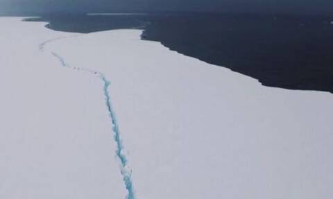 Παγκόσμια ανησυχία: Αποκολλήθηκε από την Ανταρκτική το μεγαλύτερο παγόβουνο του κόσμου
