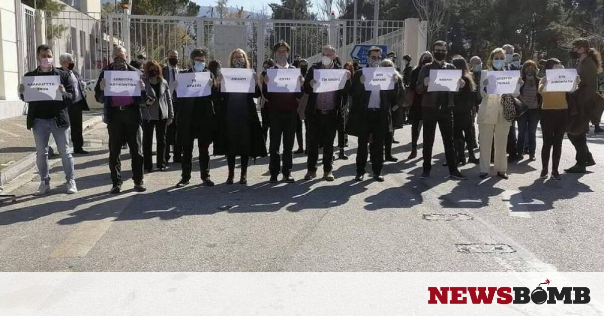 Επιδόθηκε ψήφισμα δικηγόρων υπέρ του Κουφοντίνα στον ΓΓ του υπουργείου Δικαιοσύνης – Newsbomb – Ειδησεις
