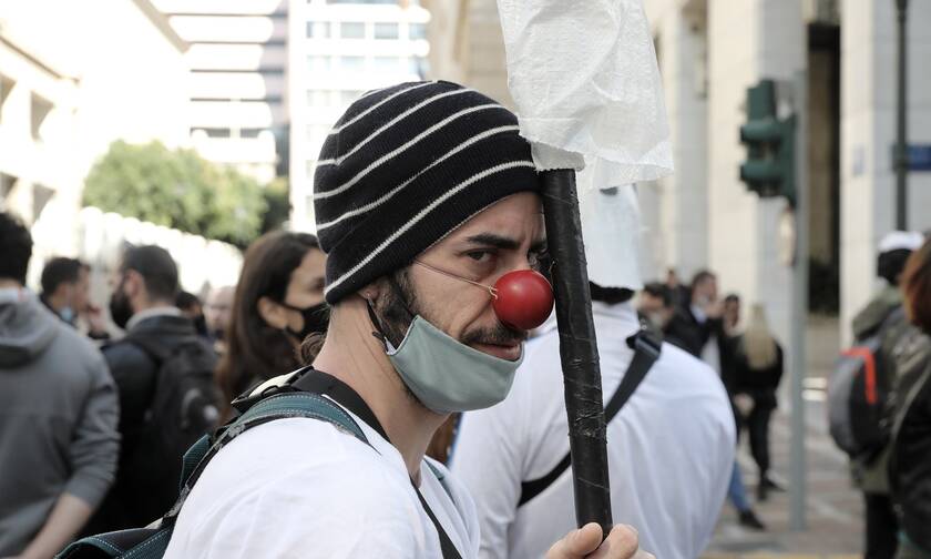ΣΕΗ: Ολοκληρώθηκε η πορεία καλλιτεχνών στην Αθήνα 